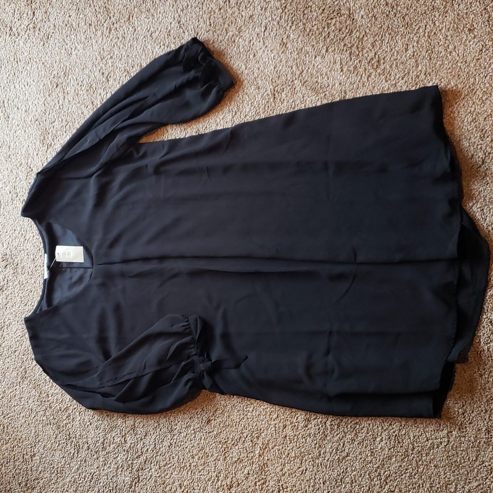 NWT Maurices cold-shoulder little black shift dress Sz M